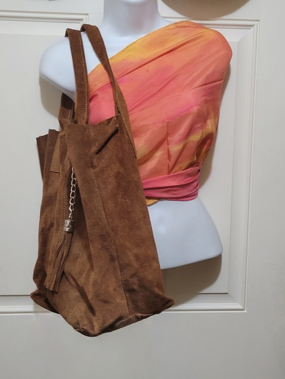 Vtg Suede Leather Brown Slouch Hobo with Tassel & Zippered Pouch